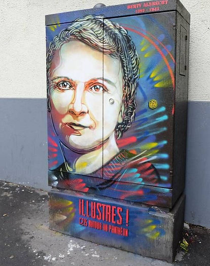 C215 | Illustres! C215 Autour du Panthéon